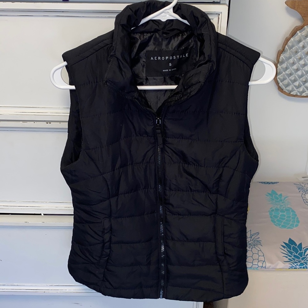 Aeropostale Black vest with pockets - Picture 1 of 4